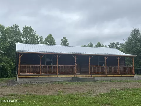 2240 Mt Pleasant Rd, Vonore, TN 37885