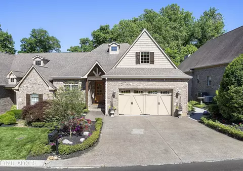 1424 Villa Forest Way, Knoxville, TN 37919