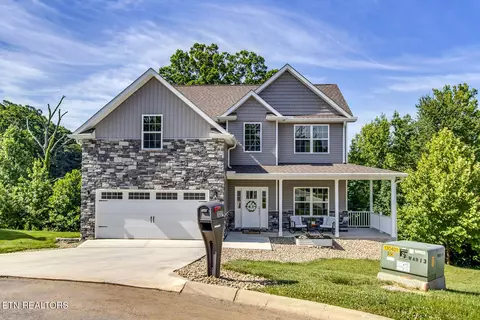 3229 Oakwood Hills Ln, Knoxville, TN 37931
