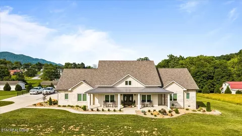 195 Grandview Ln, Jacksboro, TN 37757