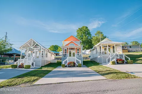 Indian River Boat Dock Rd, Jacksboro, TN 37757