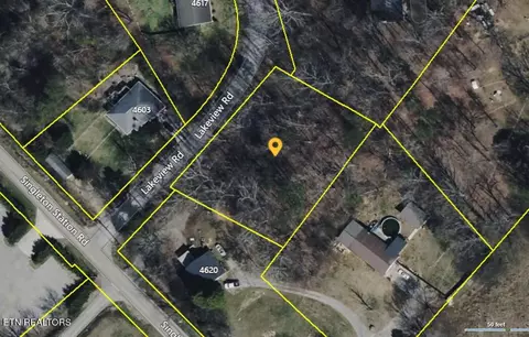 4608 Lakeview Rd, Louisville, TN 37777