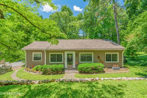 509 Highland Hills Rd, Knoxville, TN 37919