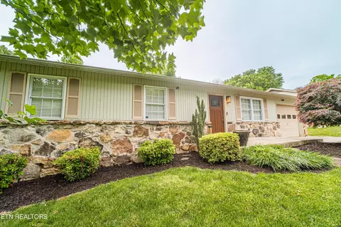 4408 Mascarene Rd, Knoxville, TN 37921