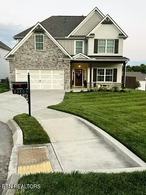 12186 Woodhollow Ln, Knoxville, TN 37932