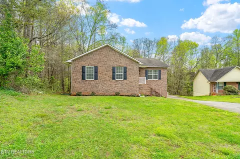 606 Liverpool Ln, Knoxville, TN 37920