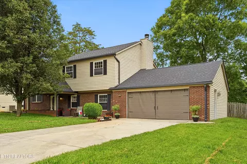 1832 Wickersham Dr, Knoxville, TN 37922