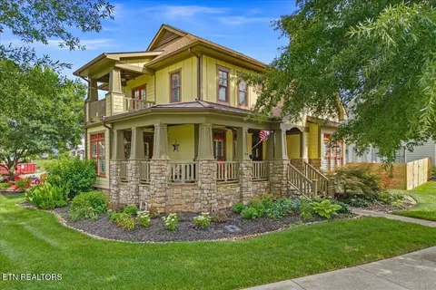 880 Bobcat Run Drive Dr, Loudon, TN 37774