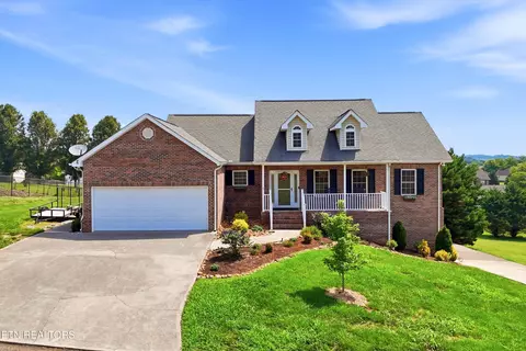 2605 Covington Cir, Sevierville, TN 37876
