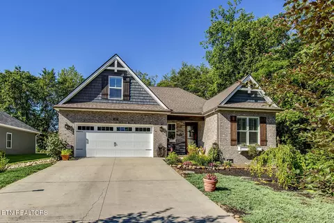 167 Tsuhdatsi Way, Loudon, TN 37774