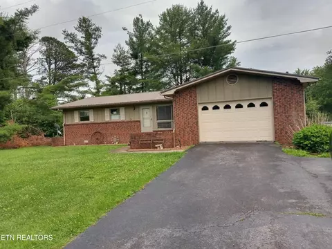 3281 NE Tabor Oop Hwy, Crossville, TN 38571