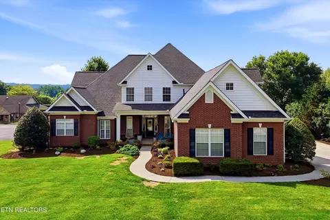 12708 Watergrove Dr, Knoxville, TN 37922