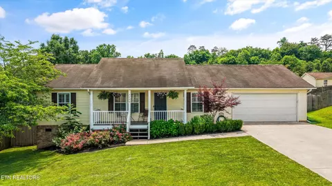 2806 Diane Gayle Dr, Knoxville, TN 37924