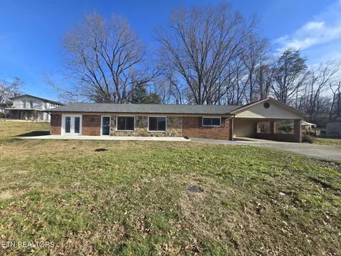 1873 Hugh Dr, Morristown, TN 37813