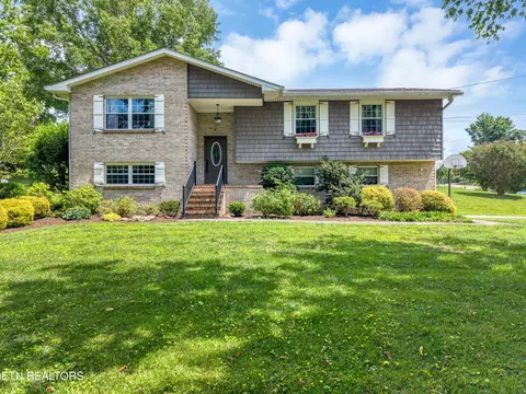 3202 Patty Rd, Maryville, TN 37803