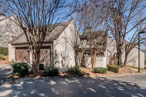 1350 Orleans Dr, Knoxville, TN 37919