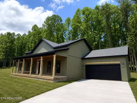 4253 Peachie Way, Cosby, TN 37722