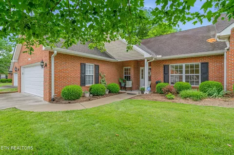 412 Woodlawn Gardens Way, Knoxville, TN 37920