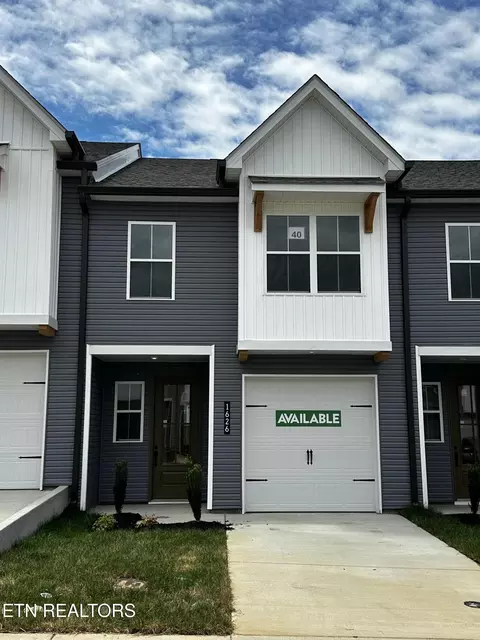 1626 Lateglow Way, Knoxville, TN 37931