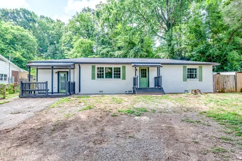 2316 W Patrick Ave, Maryville, TN 37804