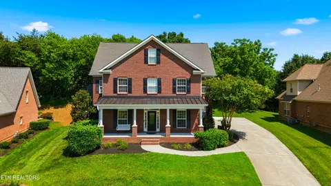 524 Rockwell Farm Ln, Knoxville, TN 37934