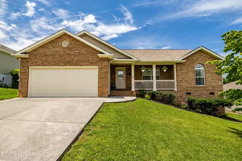 4123 Oakstone Ln, Knoxville, TN 37918