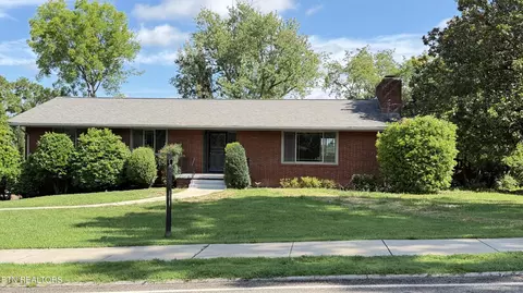 7501 Sheffield Dr, Knoxville, TN 37909