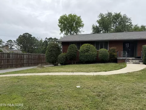 7501 Sheffield Dr, Knoxville, TN 37909