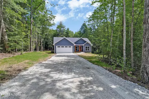 373 Georgee Rd, Jamestown, TN 38556