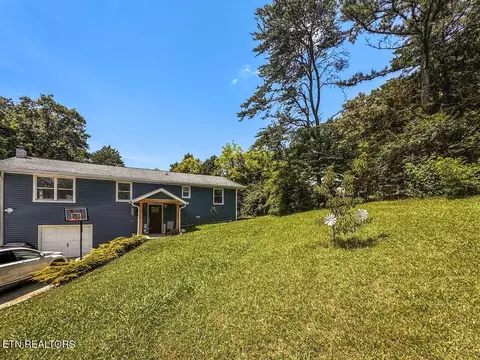 217 Bowers Cir, Friendsville, TN 37737