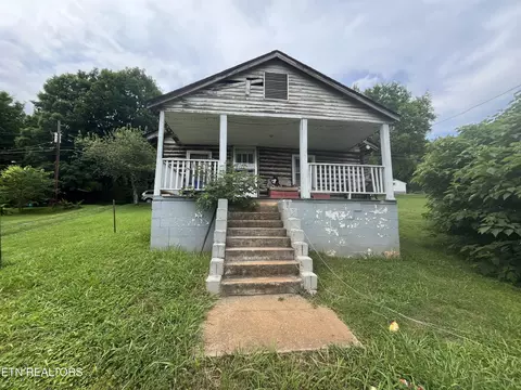 7328 First Ave, Knoxville, TN 37924