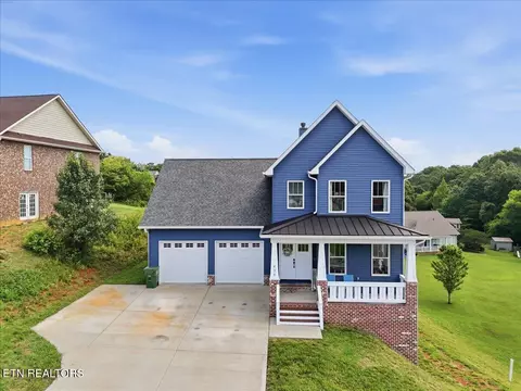 436 Woodgate Dr, Maryville, TN 37804