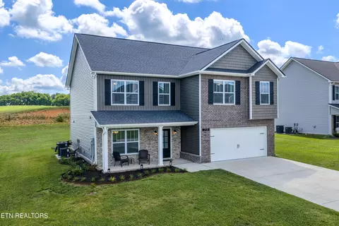 2158 Tributary Dr, Sevierville, TN 37876