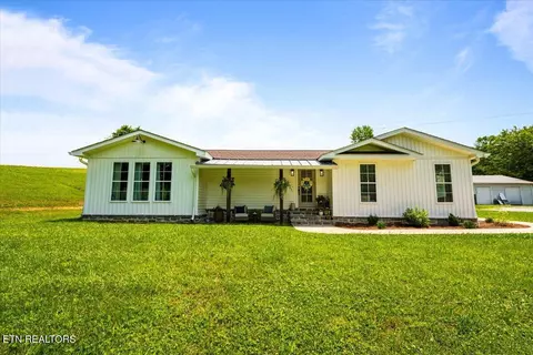 211 Pump Hollow Rd, Speedwell, TN 37870