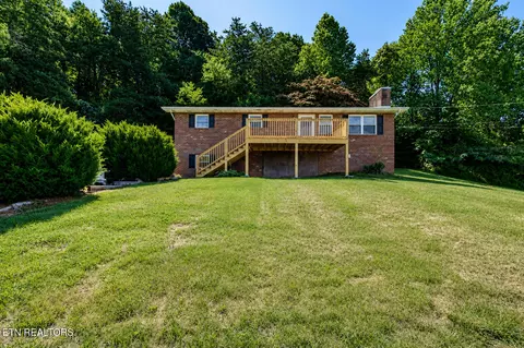 1306 Brushy Valley Rd, Heiskell, TN 37754
