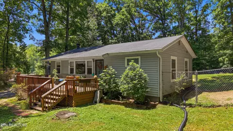 2537 Shaler Ln, Knoxville, TN 37920