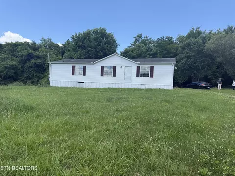 Exterior - 1550 Broadway Dr, Bean Station, TN 37708 photo 7 of 8