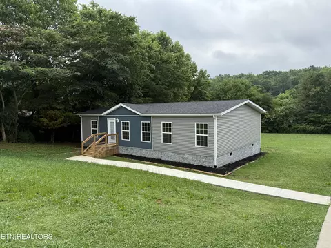 425 Abbott Rd, Lenoir City, TN 37771
