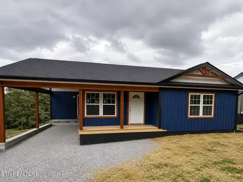 186 Granby Ln, Harrogate, TN 37752