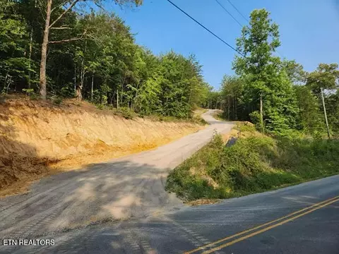 Sharp Rd, Sevierville, TN 37876 photo 11