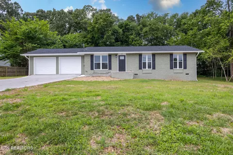 217 Stone St, Seymour, TN 37865
