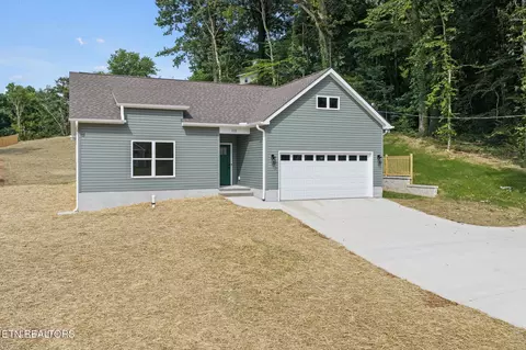 212 Westbury Dr, Clinton, TN 37716