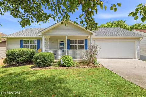 7544 Silveredge Rd, Knoxville, TN 37918