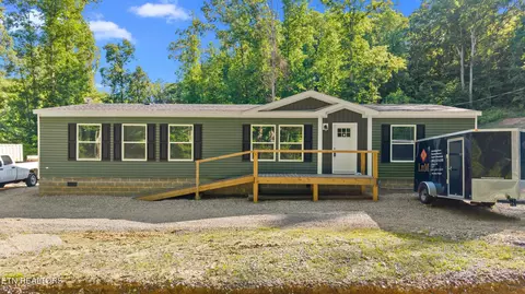 858 Sleepy Hollow Rd, Newport, TN 37821