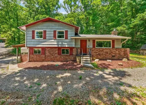 410 Sherwood Estates Cir, Clinton, TN 37716