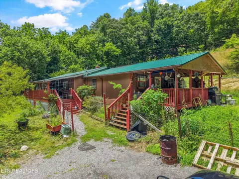9122 Pickens Gap Rd, Knoxville, TN 37920