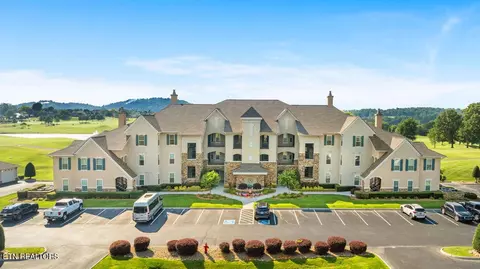 545 Rarity Bay Pkwy # 305, Vonore, TN 37885