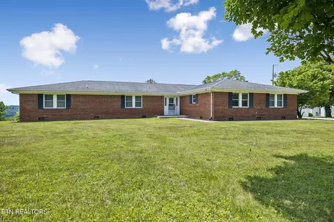 147 Meredith Rd, La Follette, TN 37766