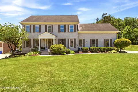 69 Rolling Links Blvd, Oak Ridge, TN 37830
