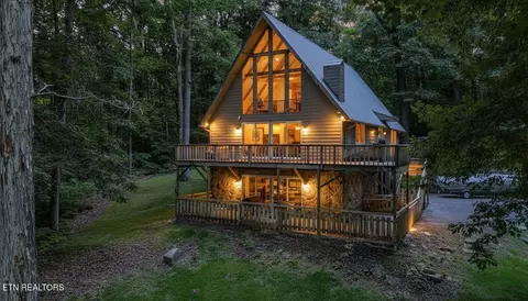 701 Cherokee Ridge Rd, Pikeville, TN 37367